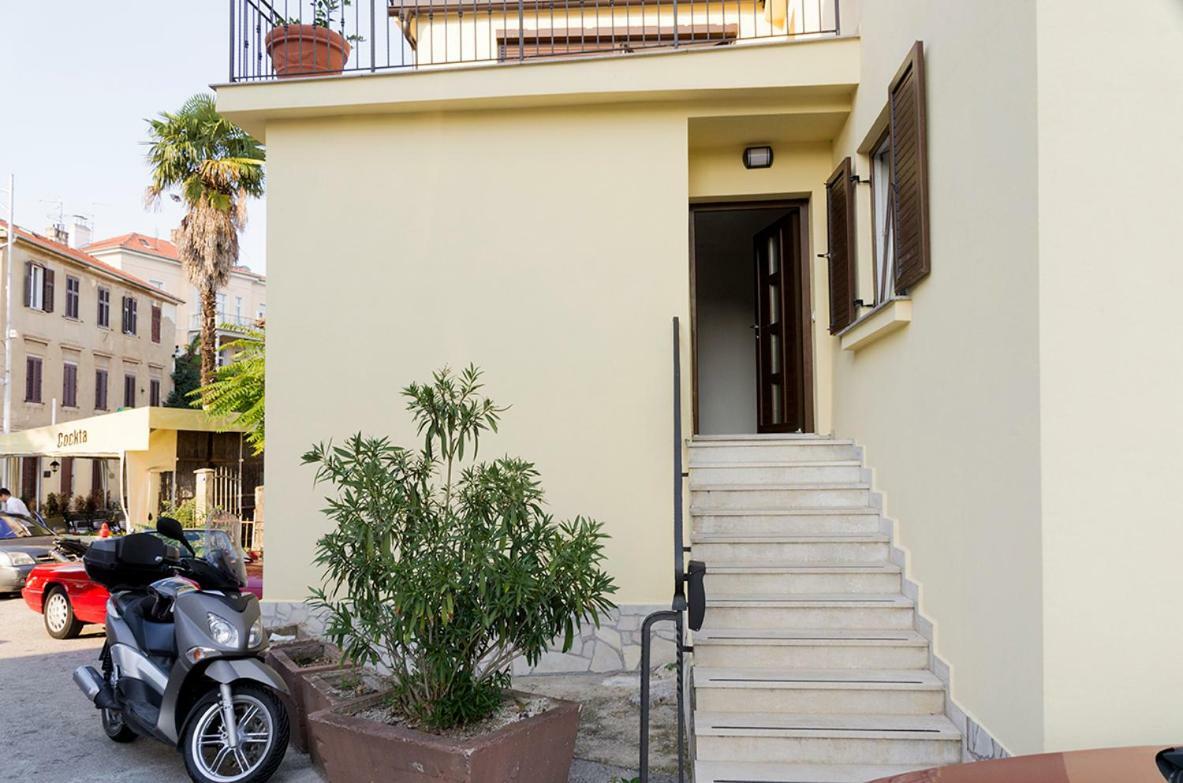 Guesthouse Klaudia Opatija Exteriör bild